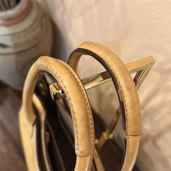 Vintage Coach Handbag - Picture 7 of 11